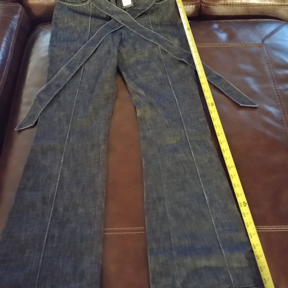 NWT. Valentino jeans. Reposh